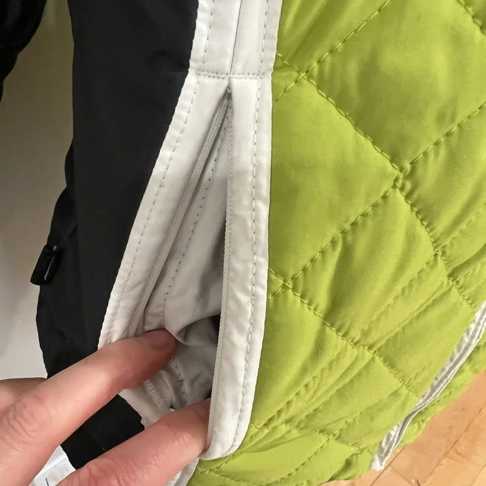 Obermeyer lime green white and black lightweight short insulated jacket size 4
